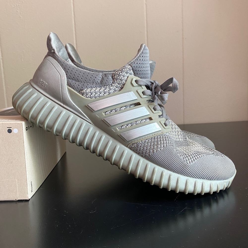 RARE CUSTOM Adidas Yeezy UltraBoost Sz 10.5